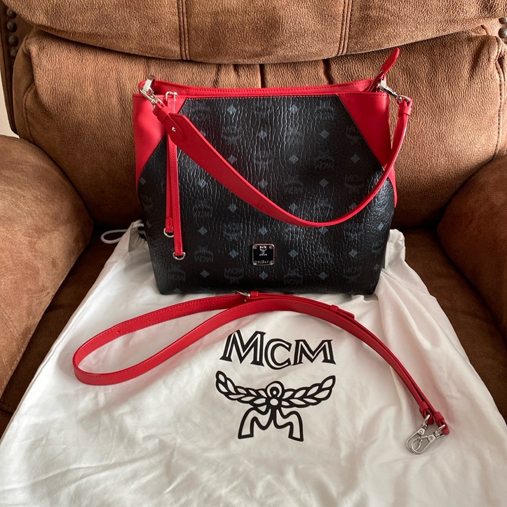 EUC Medium Klara Hobo